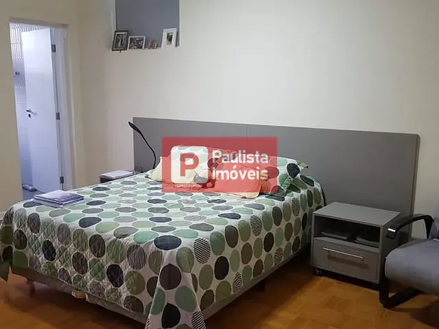 Sobrado com 500m² 3 quartos e 5 banheiros, à venda, no bairro Campo Belo em São Paulo