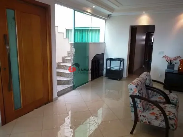Sobrado com 572m² 3 quartos e 1 banheiro, à venda, no bairro Nova Gerty em São Caetano do Sul