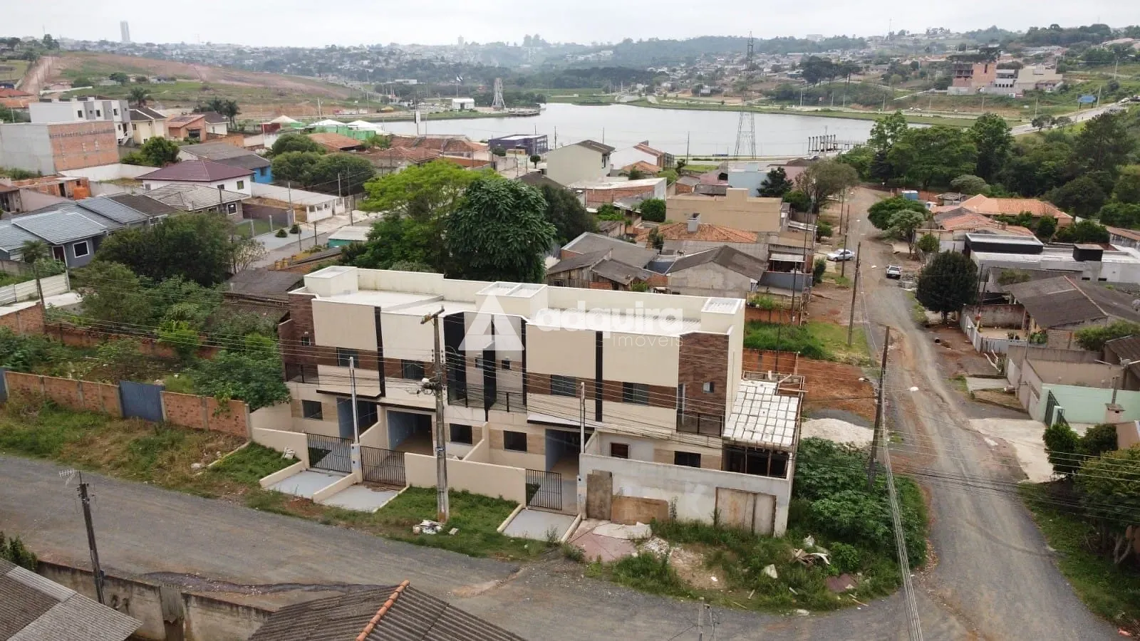 Sobrado, 2 quartos, 63 m² - Foto 1