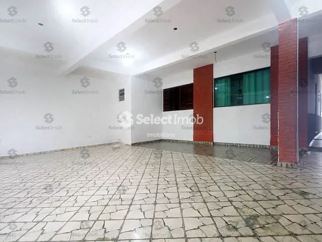 Sobrado com 285m², para alugar, no bairro Jardim Mauá em Mauá