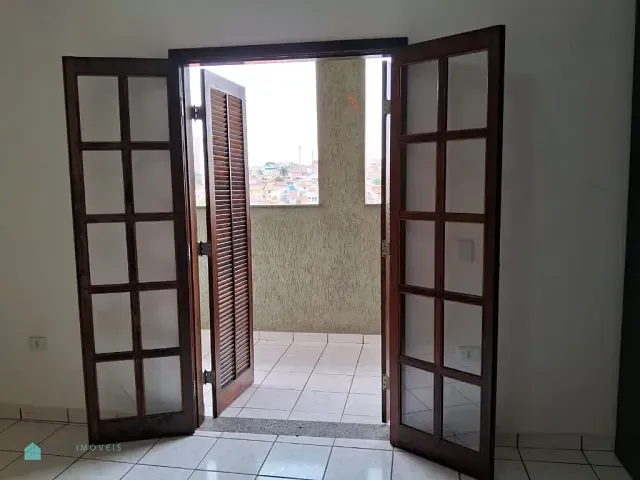 Sobrado com 287m² 3 quartos e 2 banheiros, à venda, no bairro Sítio Morro Grande em São Paulo
