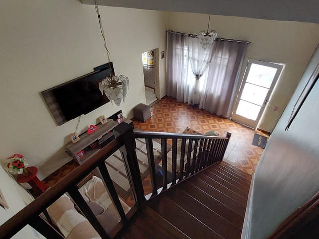 Sobrado com 290m² 3 quartos e 2 banheiros, à venda, no bairro Vila Ponte Rasa em São Paulo