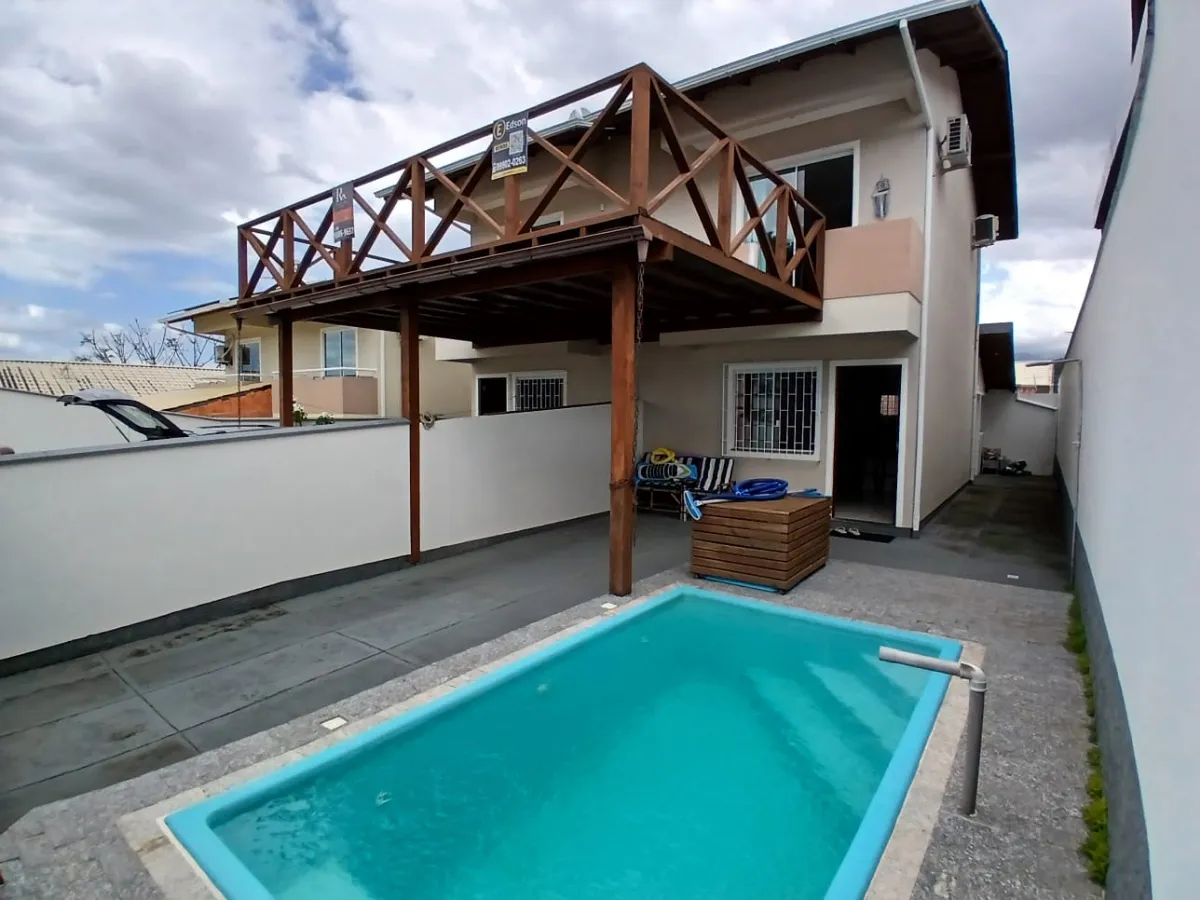 Sobrado para venda em Bela Vista com 2 quartos, 54m²