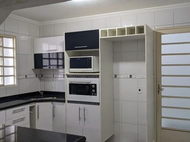 Foto do Sobrado - Sobrado com 2 dormitórios à venda, 90 m² por R$ 250.000,00 - Parque Califórnia - Jacareí/SP | INDEPENDENCE NEGOCIOS IMOBILIARIOS LTDA
