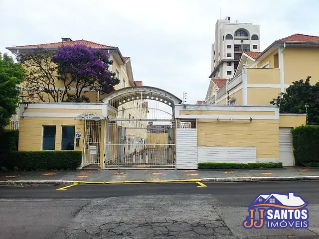 Sobrado com 1500m² 3 quartos e 2 banheiros, à venda, no bairro Vila Bertioga em São Paulo