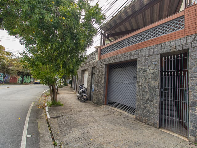 Foto do Sobrado - Sobrado para venda em Vila Mariana com 3 quartos, sendo 2 suítes , 145m² | Lares e Andares Imóveis