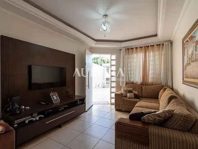 Sobrado com 180m² 3 quartos e 3 banheiros, à venda, no bairro Jardim Burle Marx em Londrina