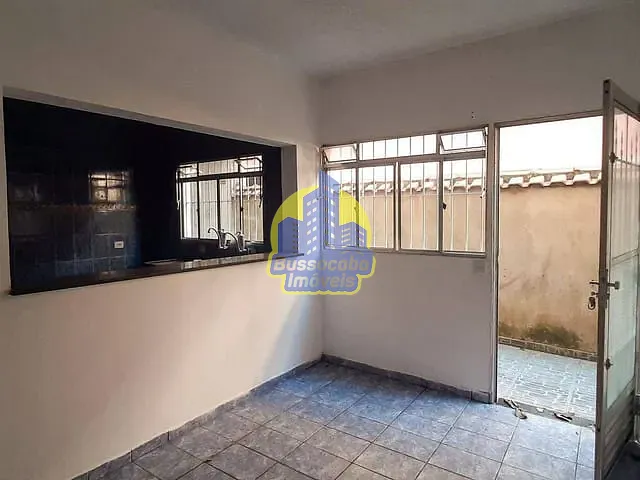Sobrado com 190m² 3 quartos e 3 banheiros, à venda, no bairro Bandeiras em Osasco