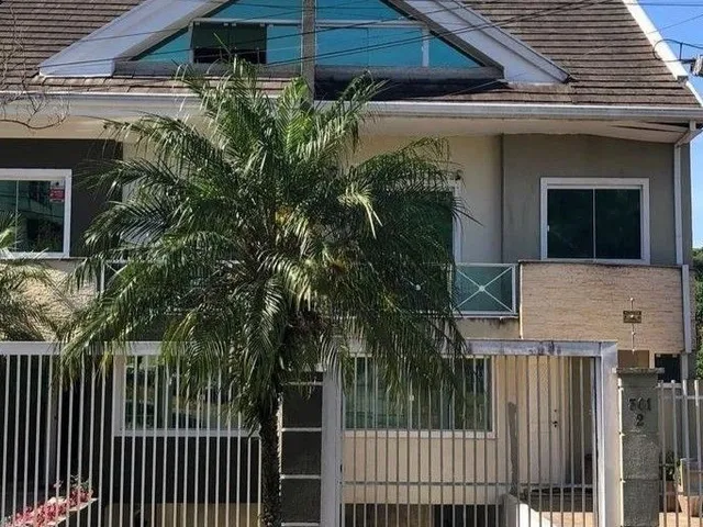 Sobrado com 105m² 3 quartos e 4 banheiros, à venda, no bairro Vista Alegre em Curitiba