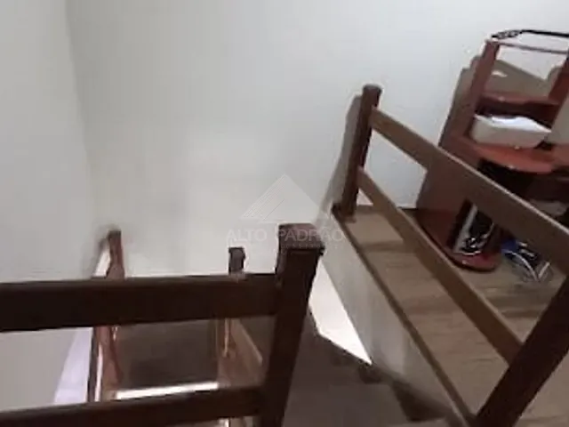 Sobrado com 400m² 4 quartos e 3 banheiros, à venda, no bairro Vila Tavares em Mauá