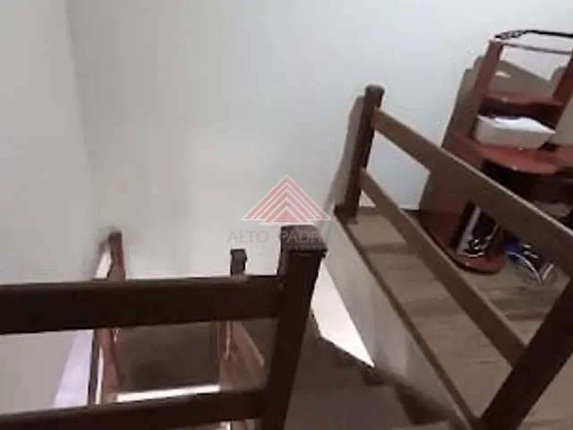 Sobrado com 400m² 4 quartos e 3 banheiros, à venda, no bairro Vila Tavares em Mauá