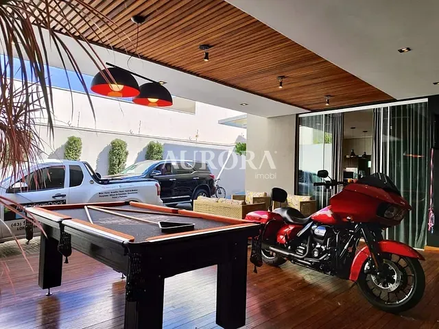 Sobrado com 330m² 4 quartos e 3 banheiros, à venda, no bairro Jardim Asteca em Rolândia