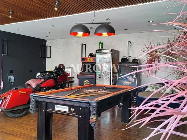 Sobrado com 330m² 4 quartos e 3 banheiros, à venda, no bairro Jardim Asteca em Rolândia