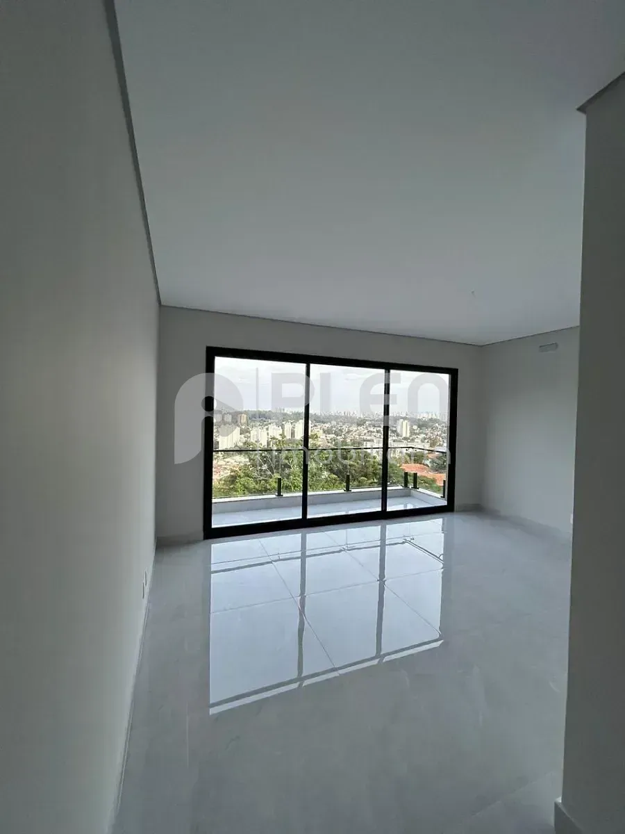 Casa de 4 quartos à venda em Vila Irmãos Arnoni, São Paulo
