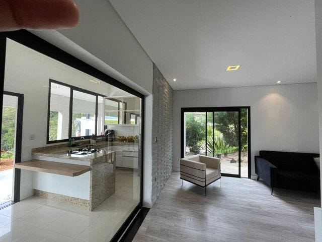 Foto do Sobrado - Sobrado no Condominio Vale dos Lagos com 4 dormitórios à venda, 250 m² por R$ 1.330.000 - Bandeira Branca - Jacareí/SP | RUSSI IMÓVEIS