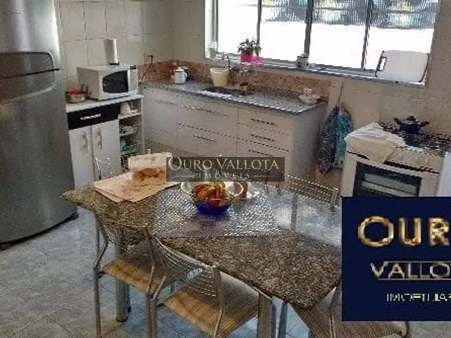 Sobrado com 200m² 2 quartos e 2 banheiros, à venda, no bairro Vila Bertioga em São Paulo