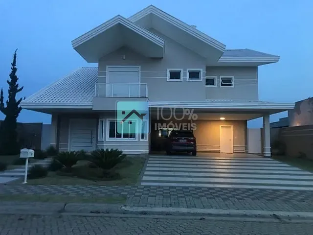 Sobrado com 700m² 4 quartos e 5 banheiros, à venda, no bairro Condomínio Reserva do Paratehy em São José dos Campos
