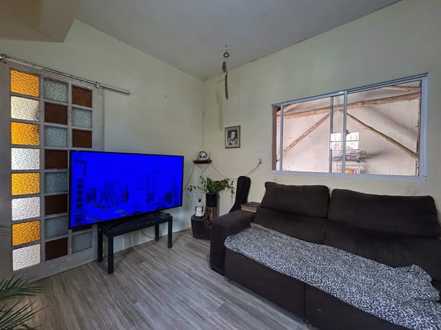 Casa com 192m² 3 quartos e 2 banheiros, à venda, no bairro Laranjal em Pelotas