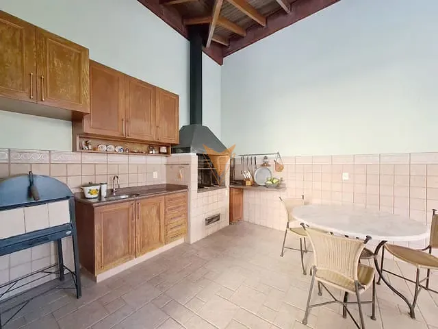Sobrado com 861m² 4 quartos e 7 banheiros, à venda, no bairro Jardim dos Estados em São Paulo