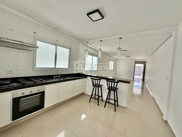 Sobrado com 135m² 3 quartos e 3 banheiros, à venda, no bairro Vila Nova Socorro em Mogi das Cruzes