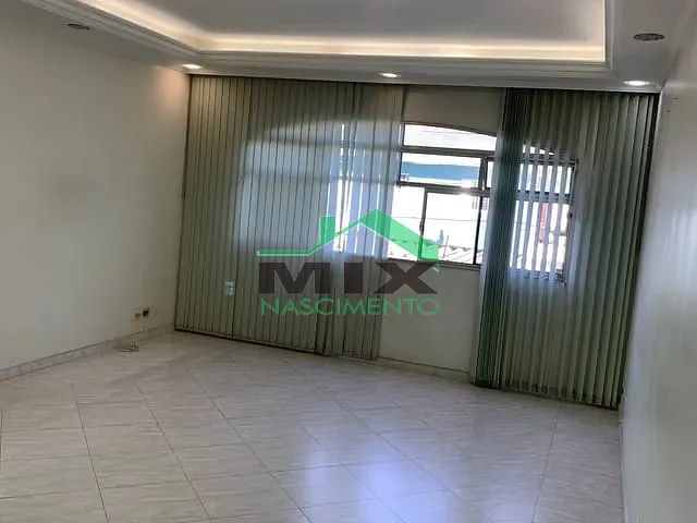Sobrado com 220m² 3 quartos e 5 banheiros, à venda, no bairro Taboão em São Bernardo do Campo