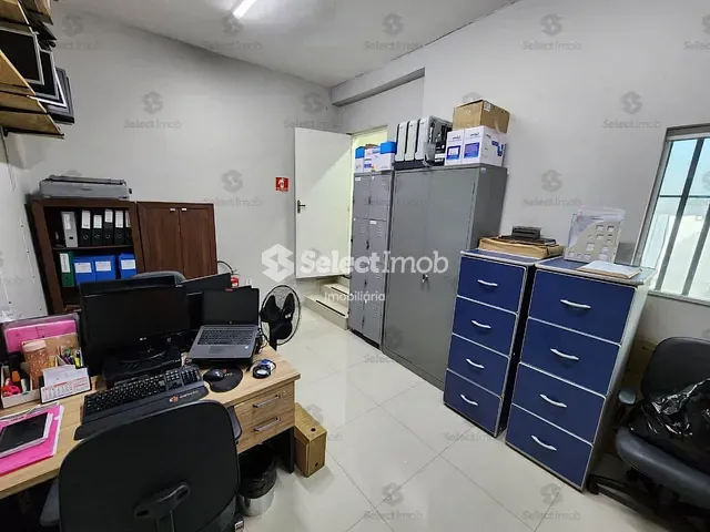 Sobrado com 177m², à venda, no bairro Vila Bocaina em Mauá