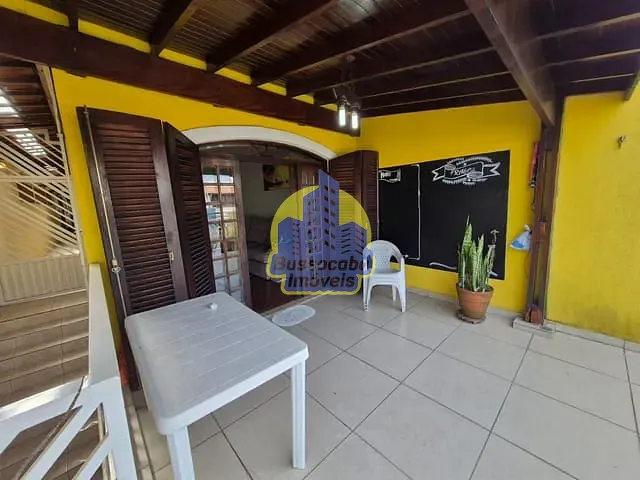 Sobrado com 238m² 3 quartos e 2 banheiros, à venda, no bairro Bela Vista em Osasco