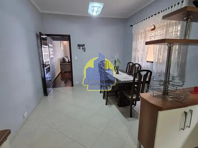 Sobrado com 238m² 3 quartos e 2 banheiros, à venda, no bairro Bela Vista em Osasco