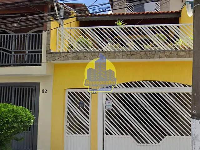 Sobrado com 238m² 3 quartos e 2 banheiros, à venda, no bairro Bela Vista em Osasco