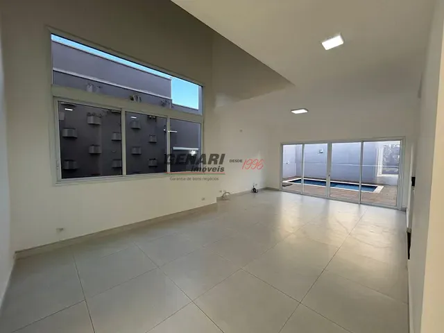 Sobrado com 300m² 3 quartos e 5 banheiros, à venda, no bairro Jardim Residencial Maria Dulce em Indaiatuba