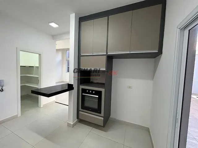 Sobrado com 300m² 3 quartos e 5 banheiros, à venda, no bairro Jardim Residencial Maria Dulce em Indaiatuba
