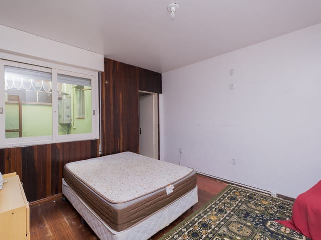Casa com 290m² 4 quartos e 4 banheiros, para alugar, no bairro Centro em Pelotas