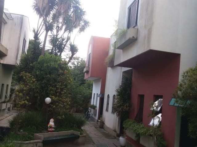 Foto do Sobrado - Sobrado com 3 dormitórios à venda, 192 m² por R$ 390.000,00 - Bosque dos Eucaliptos - São José dos Campos/SP | INDEPENDENCE NEGOCIOS IMOBILIARIOS LTDA