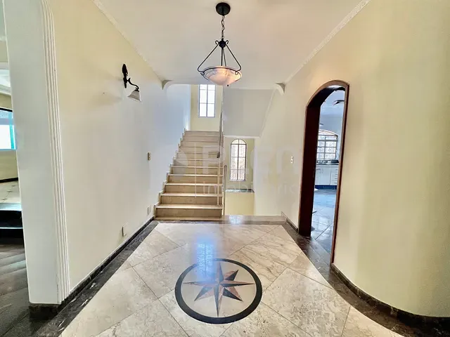 Sobrado com 600m² 4 quartos e 8 banheiros, à venda, no bairro Jardim Leonor Mendes de Barros em São Paulo
