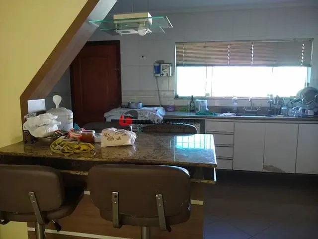 Sobrado com 250m², à venda, no bairro Osvaldo Cruz em São Caetano do Sul