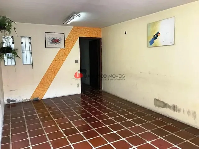 Sobrado com 179m² 3 quartos e 1 banheiro, à venda, no bairro Olímpico em São Caetano do Sul