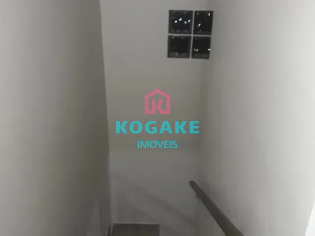 Sobrado com 140m² 3 quartos e 2 banheiros, à venda, no bairro Parque Residencial Flamboyant em São José dos Campos