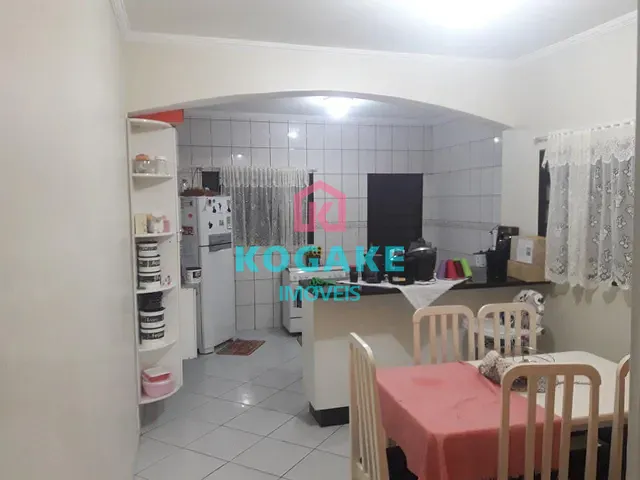 Sobrado com 140m² 3 quartos e 2 banheiros, à venda, no bairro Parque Residencial Flamboyant em São José dos Campos