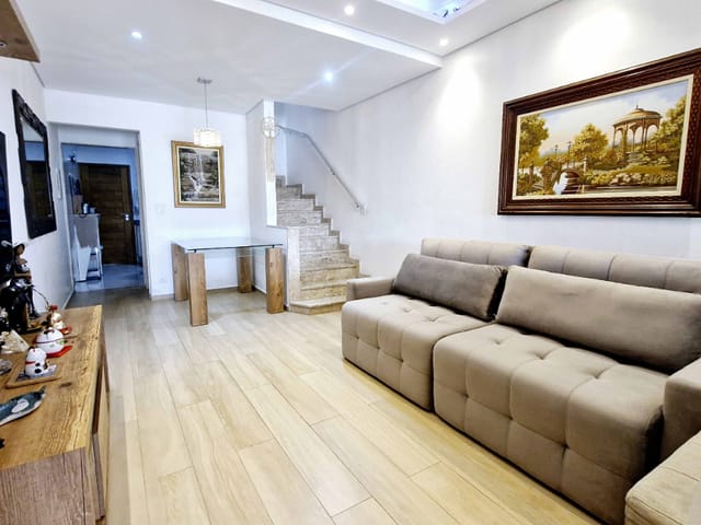 Foto do Sobrado - Sobrado para venda em Jardim Virginia Bianca com 2 quartos, 120m² | Lares e Andares Imóveis