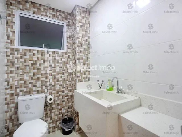 Sobrado com 230m² 3 quartos e 2 banheiros, à venda, no bairro Jardim Santa Lídia em Mauá