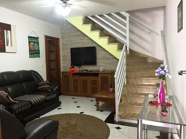 Sobrado 2 quartos e 1 banheiro, à venda, no bairro Fundação em São Caetano do Sul
