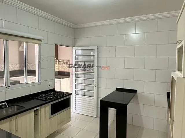 Sobrado com 150m² 3 quartos e 2 banheiros, à venda, no bairro Villaggio Di Itaici em Indaiatuba