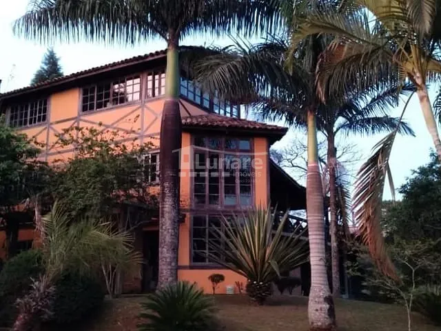 Sobrado com 1980m² 4 quartos e 3 banheiros, à venda, no bairro Jardim Mogi em Mogi das Cruzes