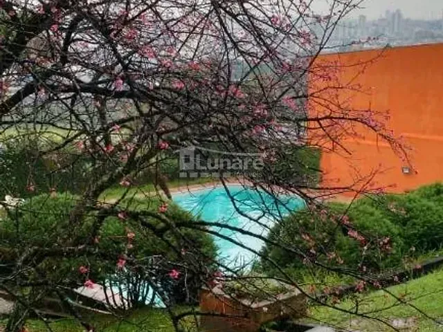 Sobrado com 1980m² 4 quartos e 3 banheiros, à venda, no bairro Jardim Mogi em Mogi das Cruzes