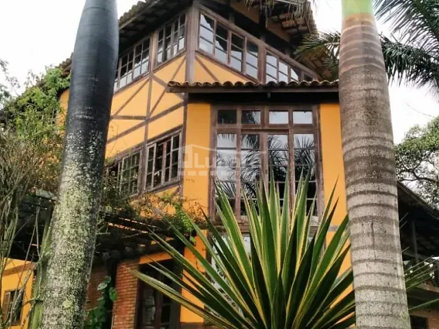 Sobrado com 1980m² 4 quartos e 3 banheiros, à venda, no bairro Jardim Mogi em Mogi das Cruzes