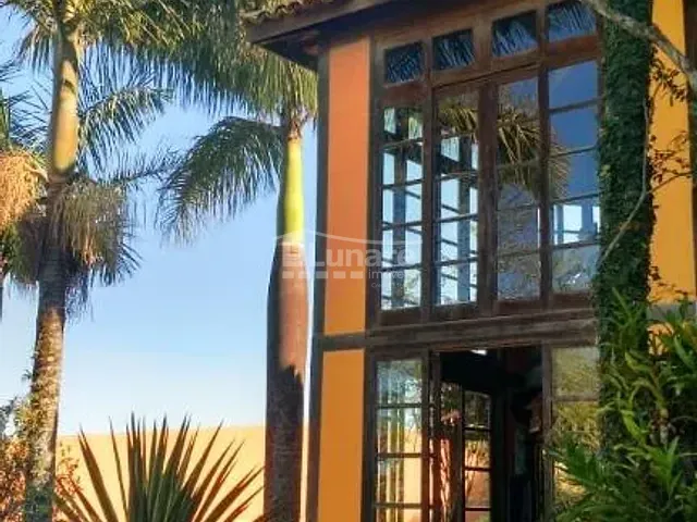 Sobrado com 1980m² 4 quartos e 3 banheiros, à venda, no bairro Jardim Mogi em Mogi das Cruzes
