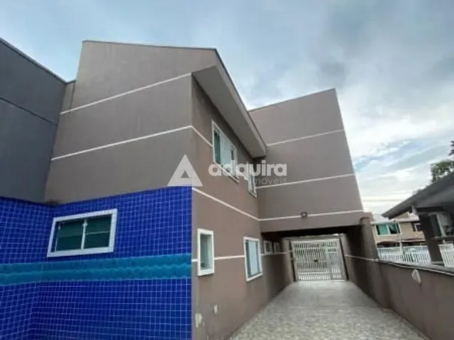 Sobrado 5 quartos e 4 banheiros, à venda, no bairro Centro em Guaratuba