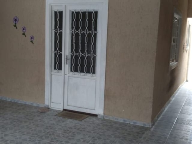Foto do Sobrado - Sobrado com 4 dormitórios para alugar, 180 m² por R$ 1.600,00/mês - Residencial União - São José dos Campos/SP | INDEPENDENCE NEGOCIOS IMOBILIARIOS LTDA