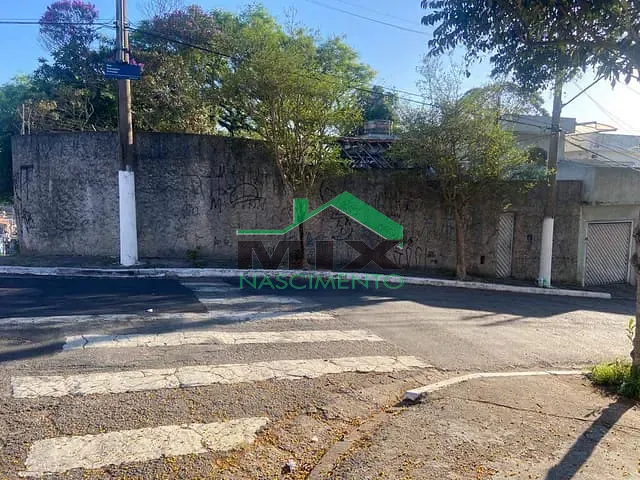 Sobrado com 200m² 1 quarto e 1 banheiro, à venda, no bairro Jardim Seckler em São Paulo