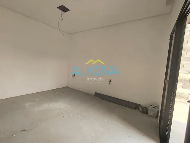Sobrado com 252m² 4 quartos e 5 banheiros, à venda, no bairro Condomínio Residencial Mantiqueira em São José dos Campos